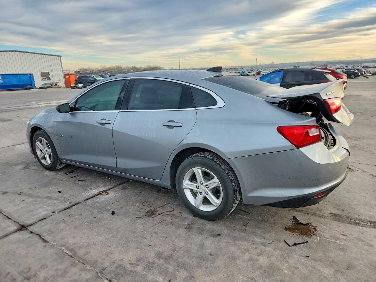 2024 CHEVROLET MALIBU LS photo 2