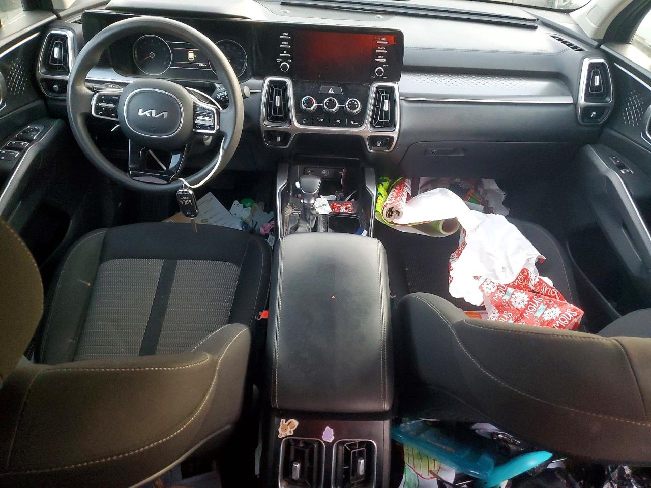 2022 KIA SORENTO LX photo 8