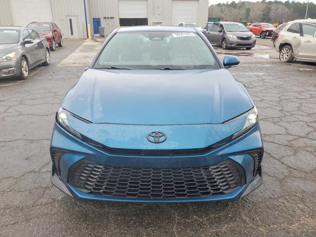 2025 TOYOTA CAMRY XSE photo 5