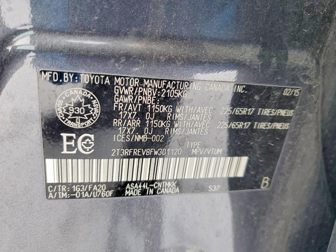2015 TOYOTA RAV4 XLE photo 13