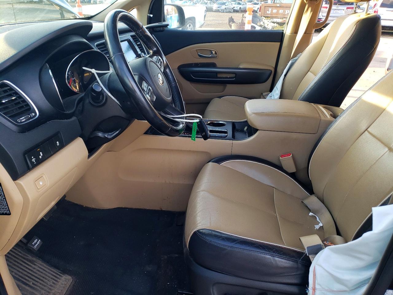 2020 KIA SEDONA LX photo 7