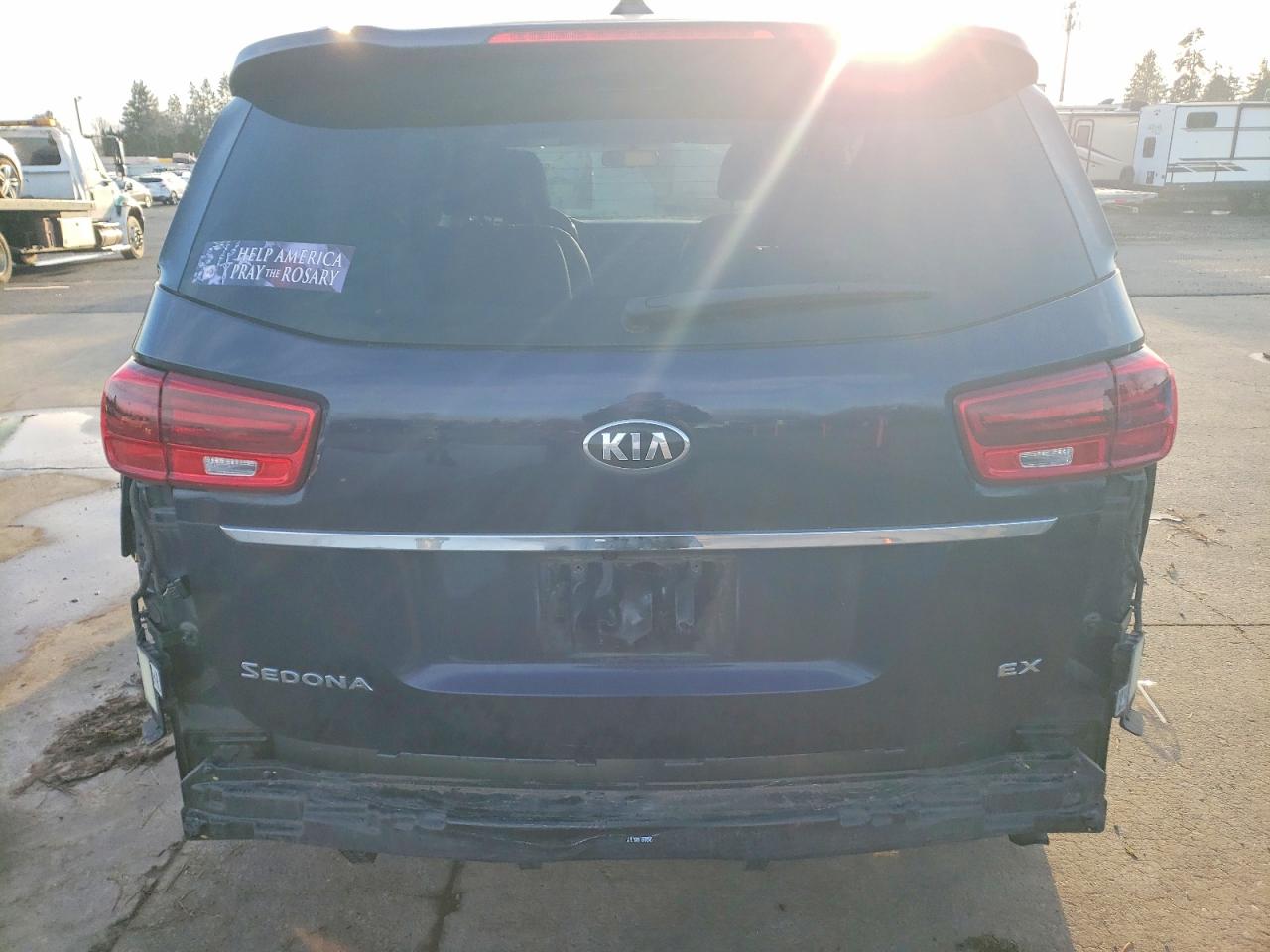 2020 KIA SEDONA LX photo 6