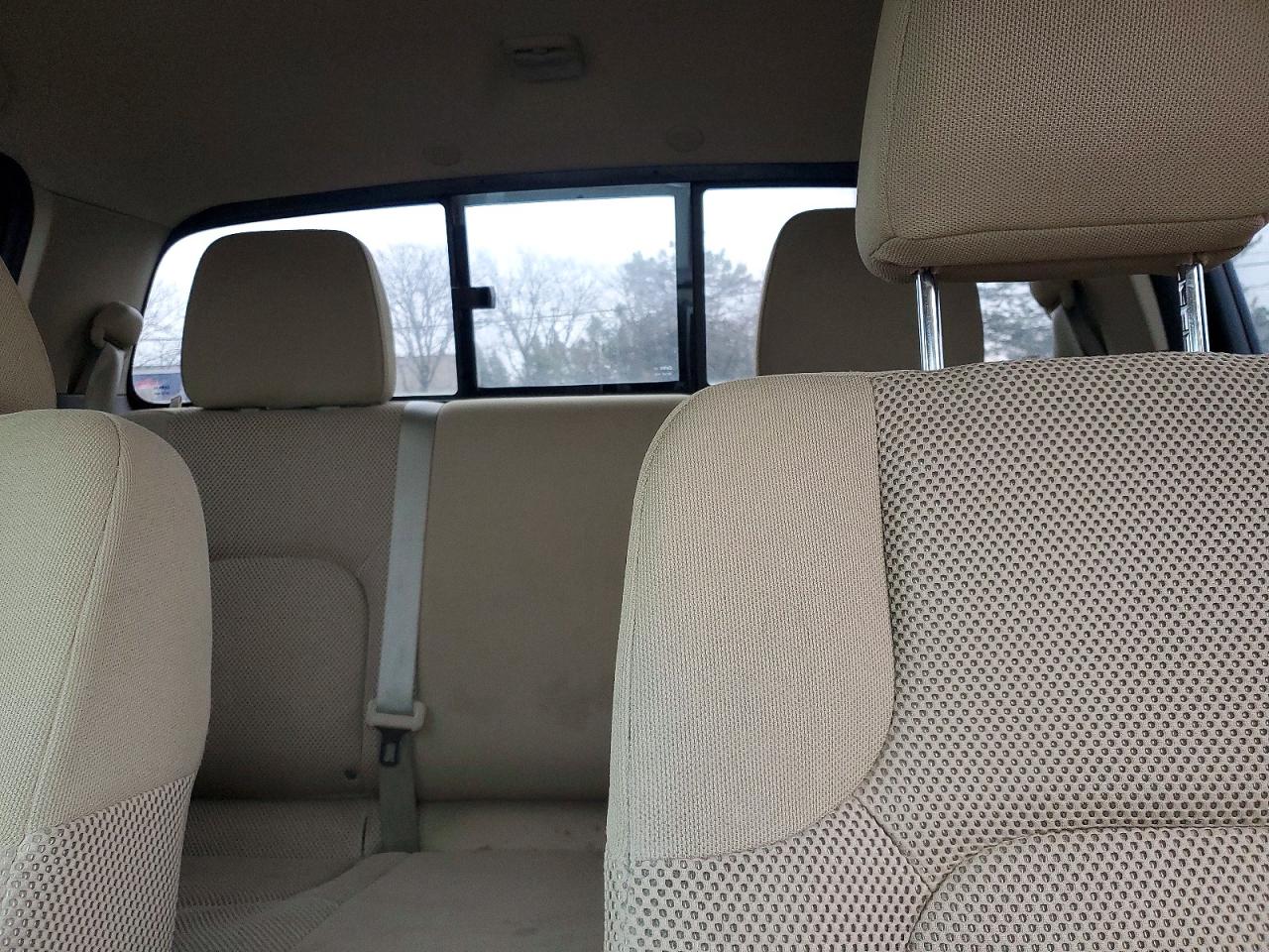 2018 NISSAN FRONTIER S photo 10
