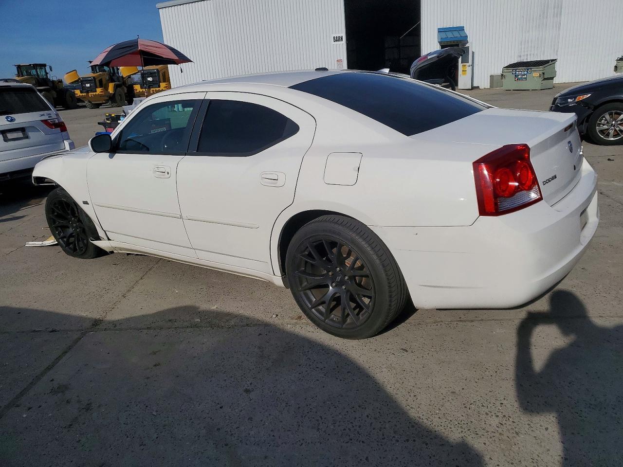 2010 DODGE CHARGER SXT photo 2
