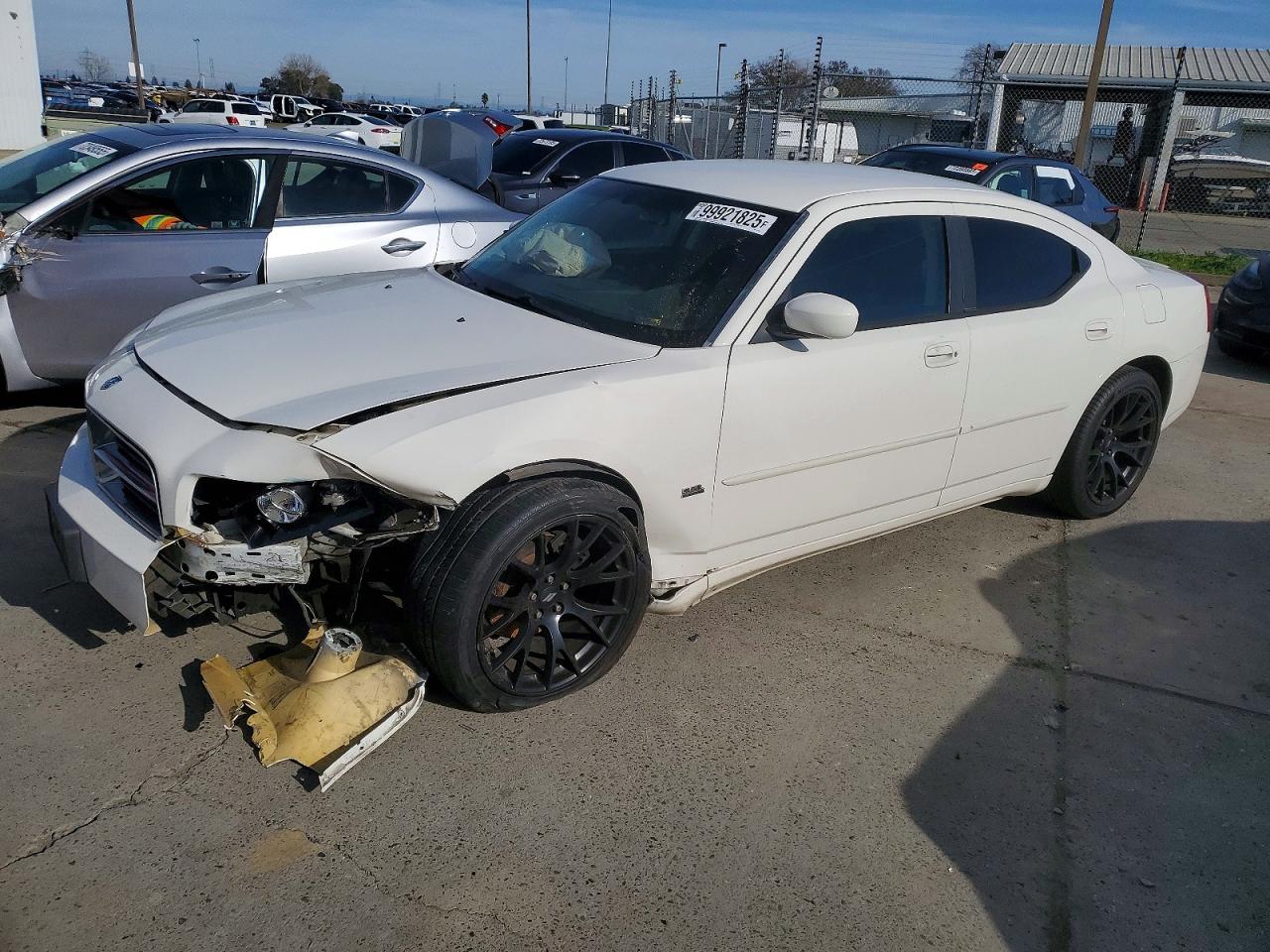 2010 DODGE CHARGER