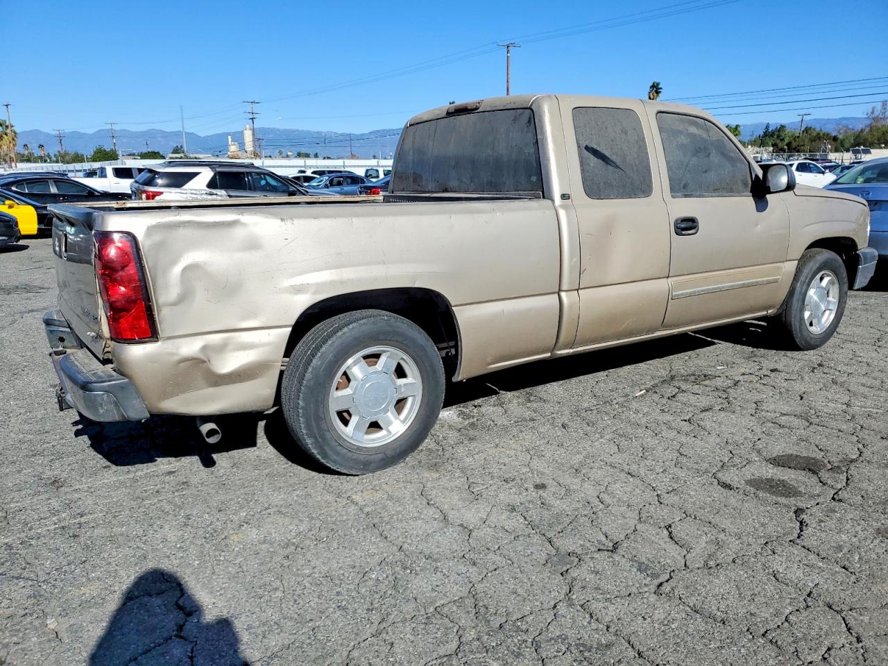 2006 CHEVROLET SILVERADO C1500 photo 3