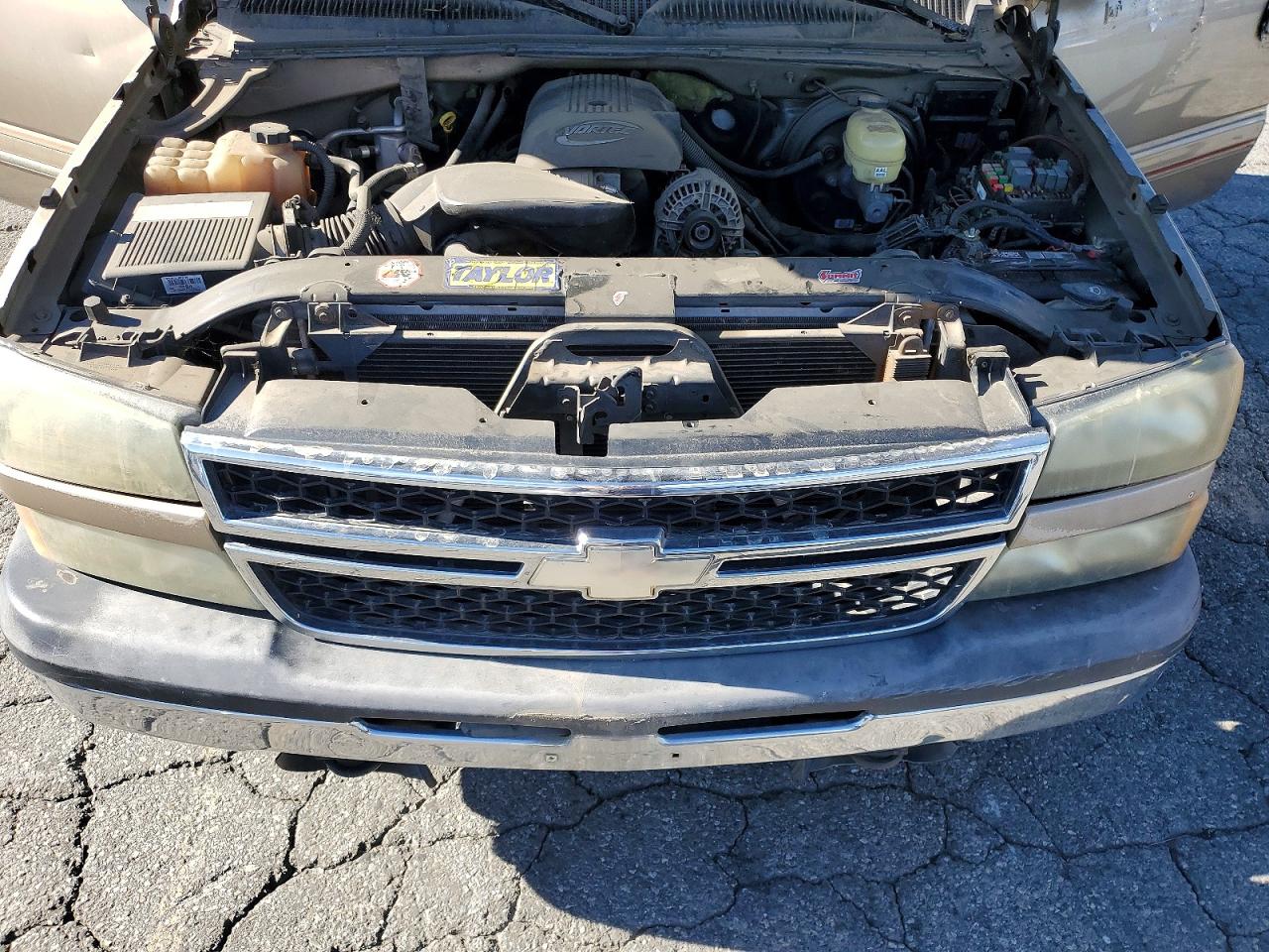 2006 CHEVROLET SILVERADO C1500 photo 11