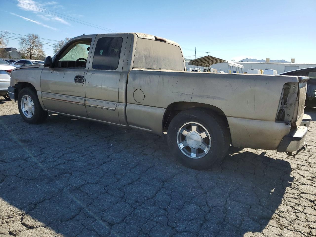 2006 CHEVROLET SILVERADO C1500 photo 2