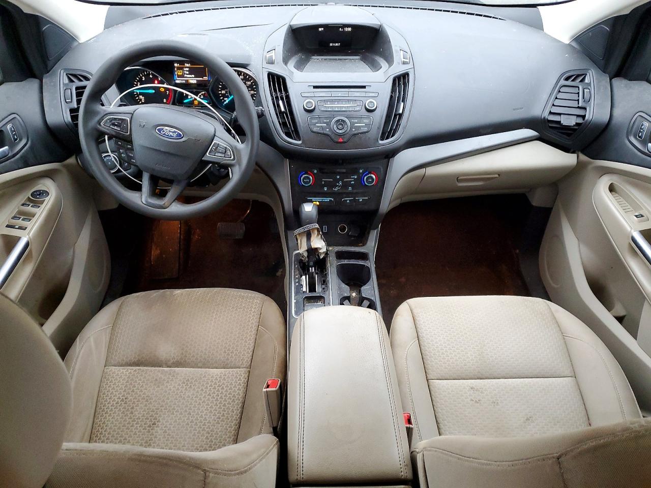 2017 FORD ESCAPE SE photo 8