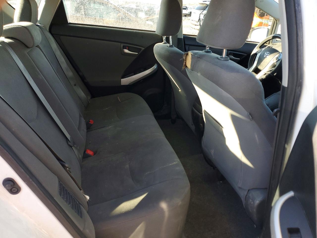 2013 TOYOTA PRIUS photo 10