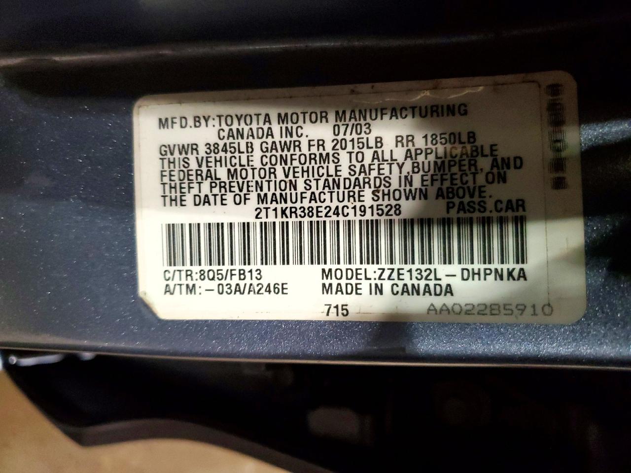 2004 TOYOTA COROLLA MATRIX XR photo 12