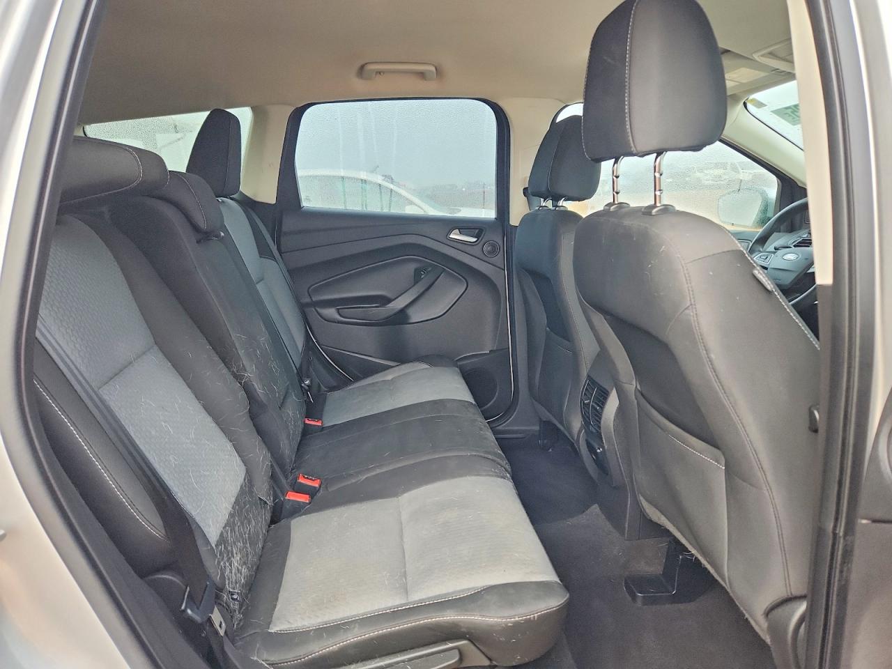 2017 FORD ESCAPE photo 11