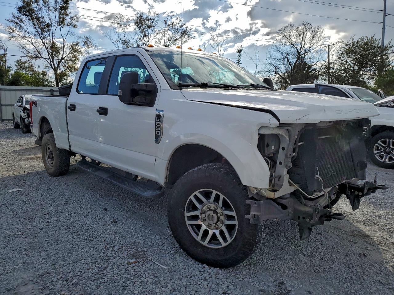 2017 FORD F250 SUPER DUTY photo 4