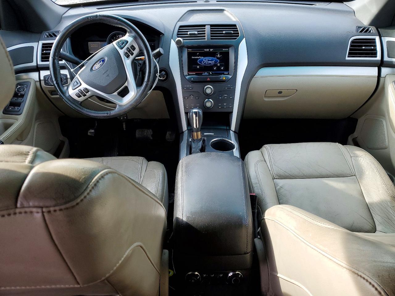 2011 FORD EXPLORER XLT photo 8