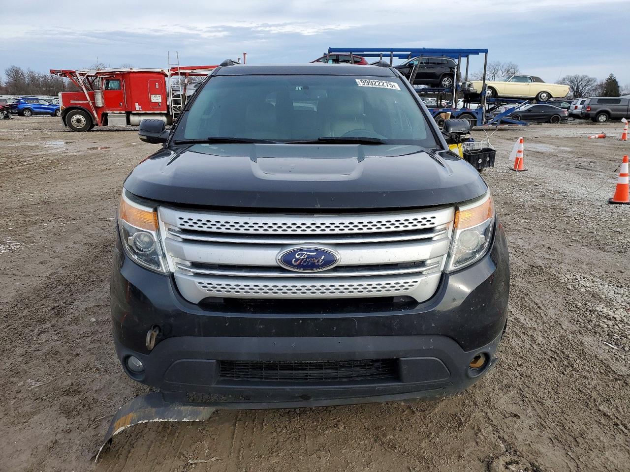 2011 FORD EXPLORER XLT photo 5