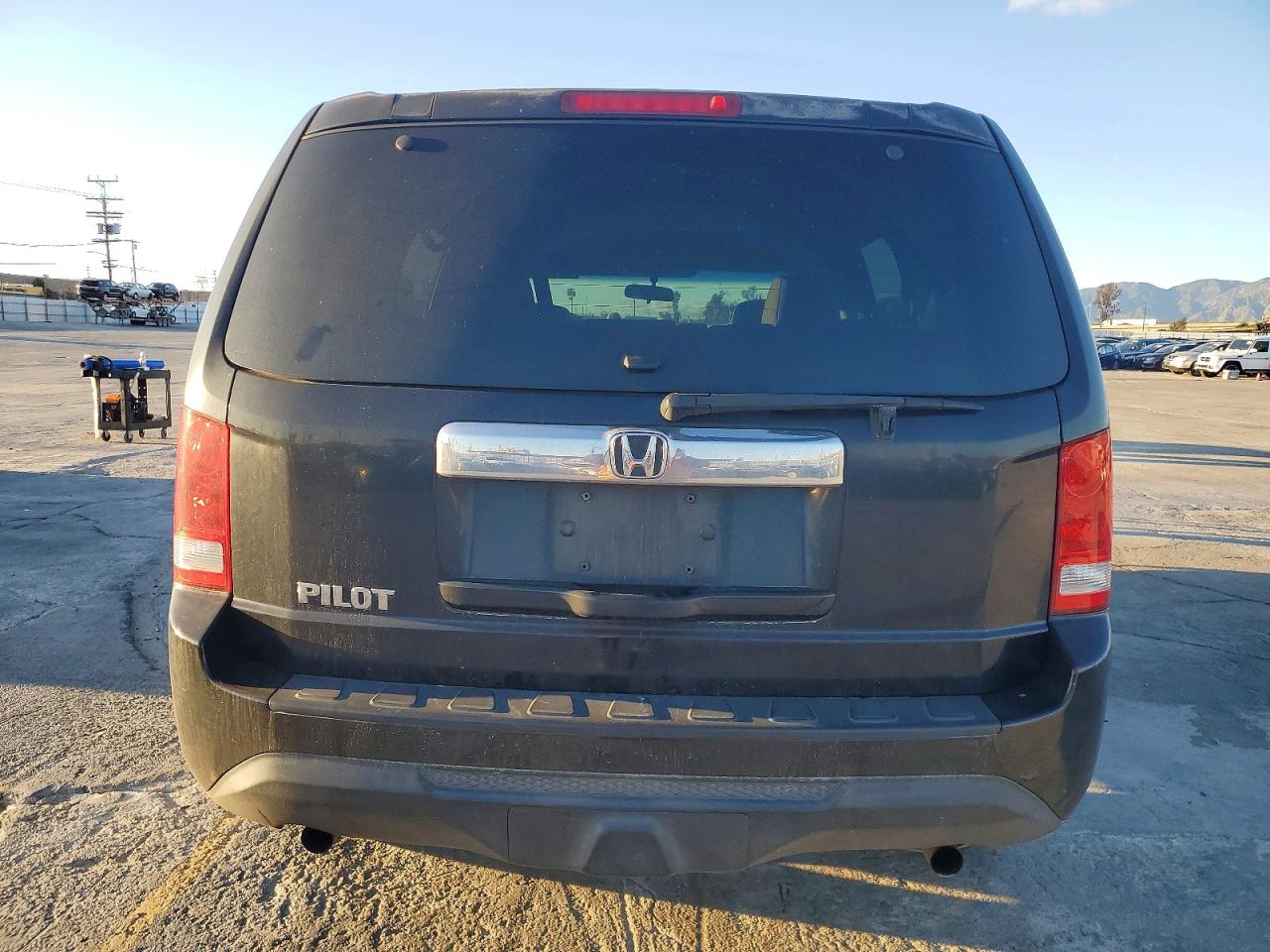 2012 HONDA PILOT LX photo 6