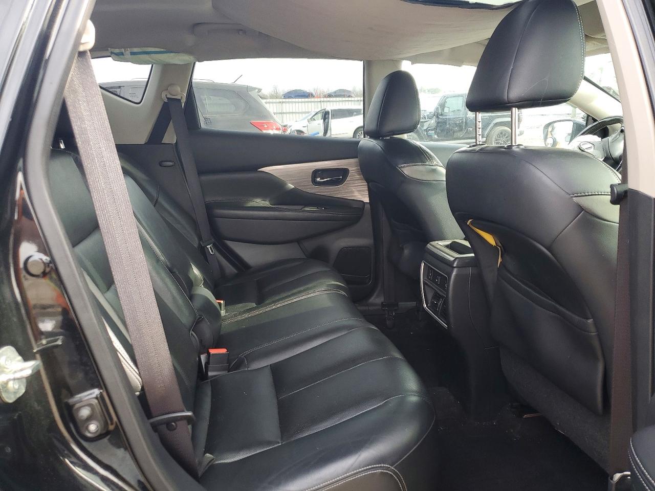 2015 NISSAN MURANO S photo 11