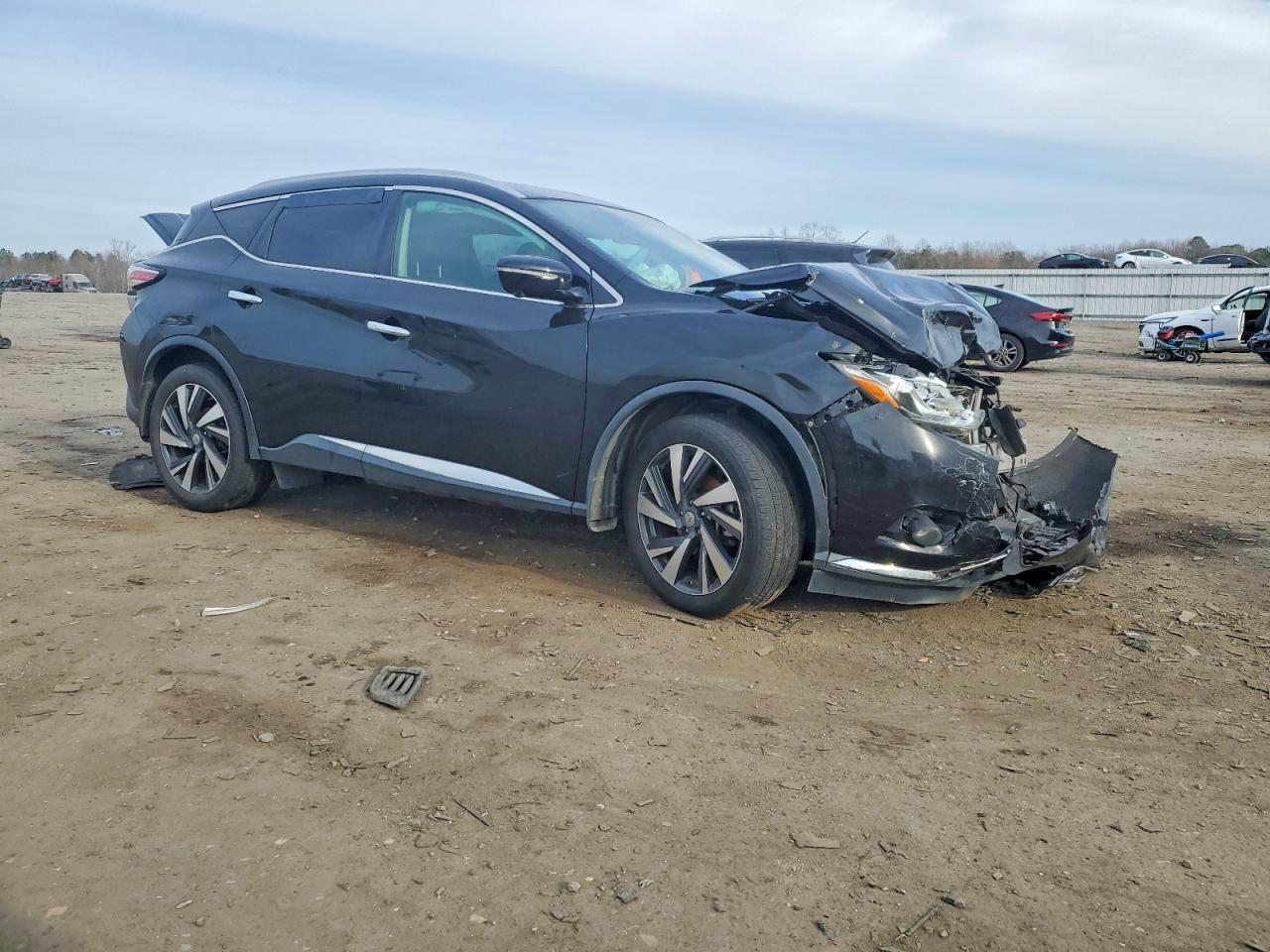 2015 NISSAN MURANO S photo 4