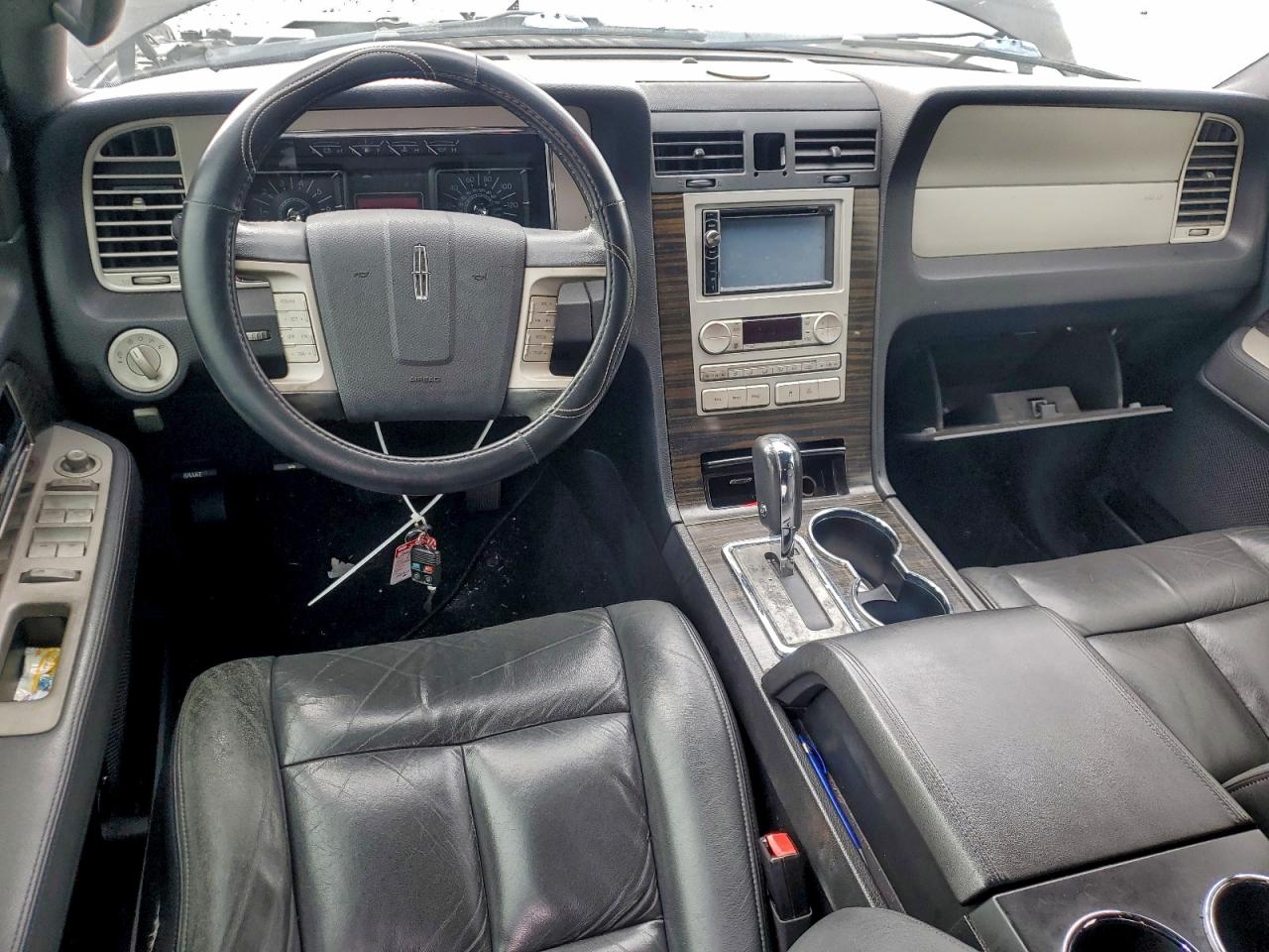 2007 LINCOLN NAVIGATOR photo 8