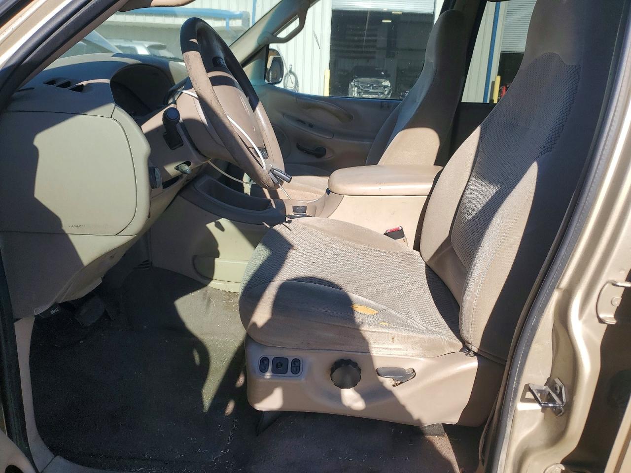 2000 FORD EXPEDITION XLT photo 7
