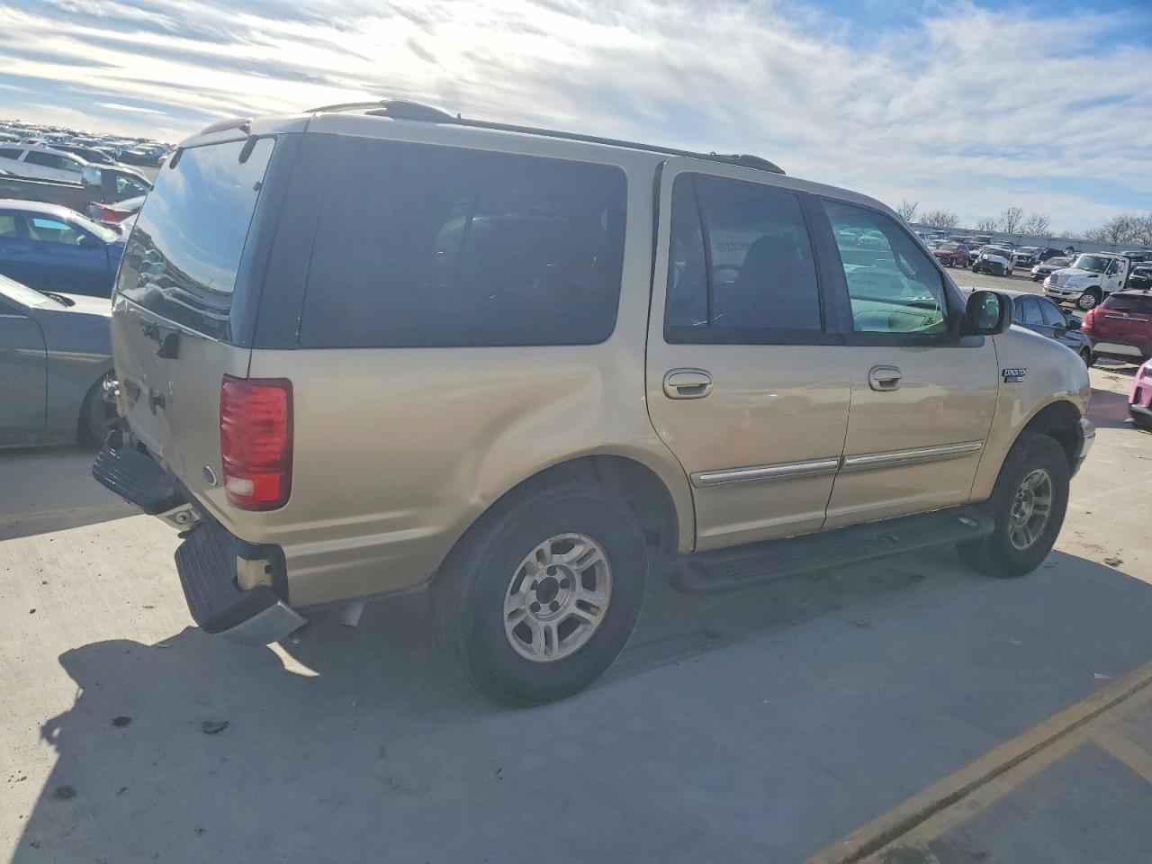 2000 FORD EXPEDITION XLT photo 3
