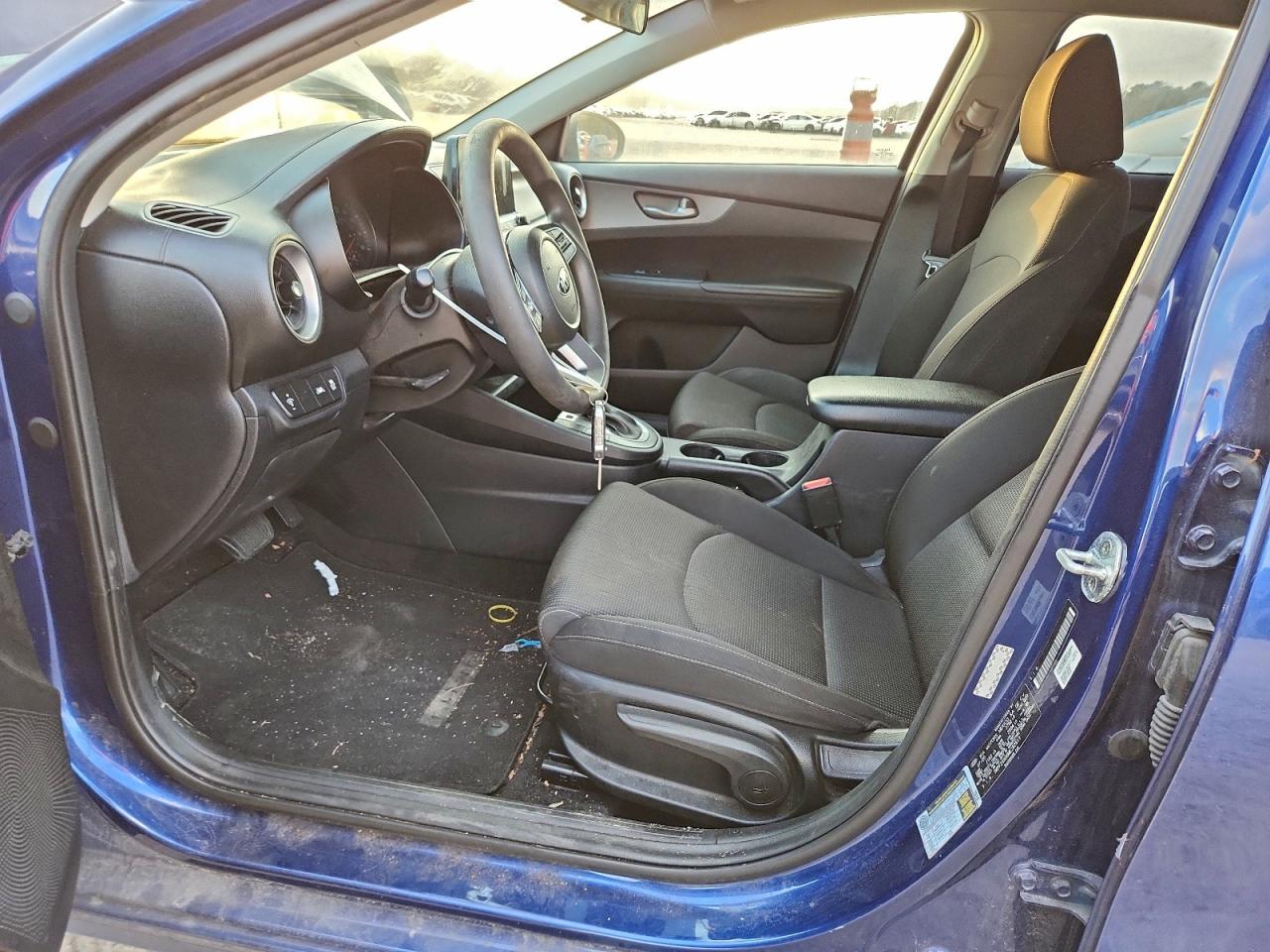 2021 KIA FORTE FE photo 7