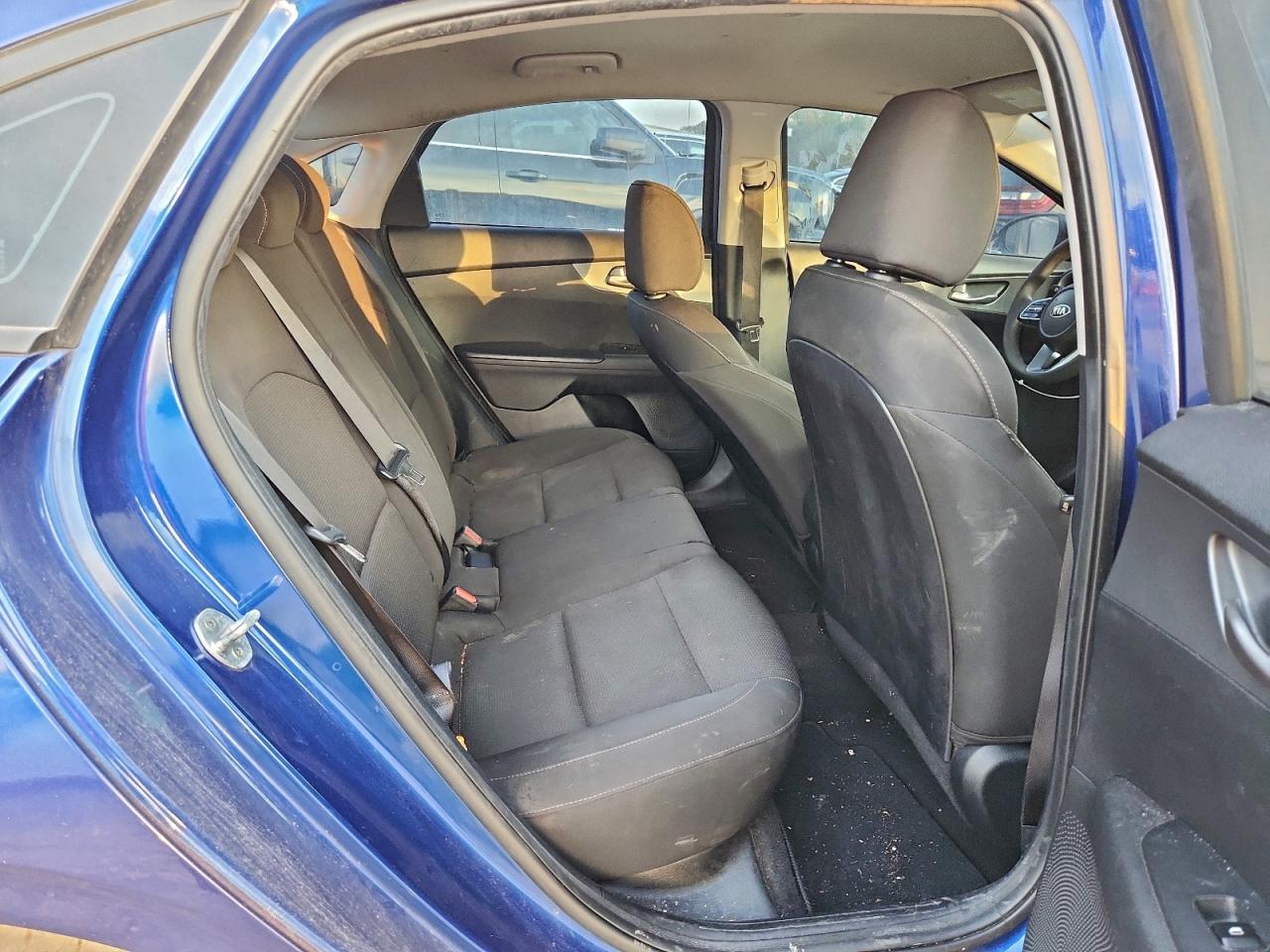 2021 KIA FORTE FE photo 10