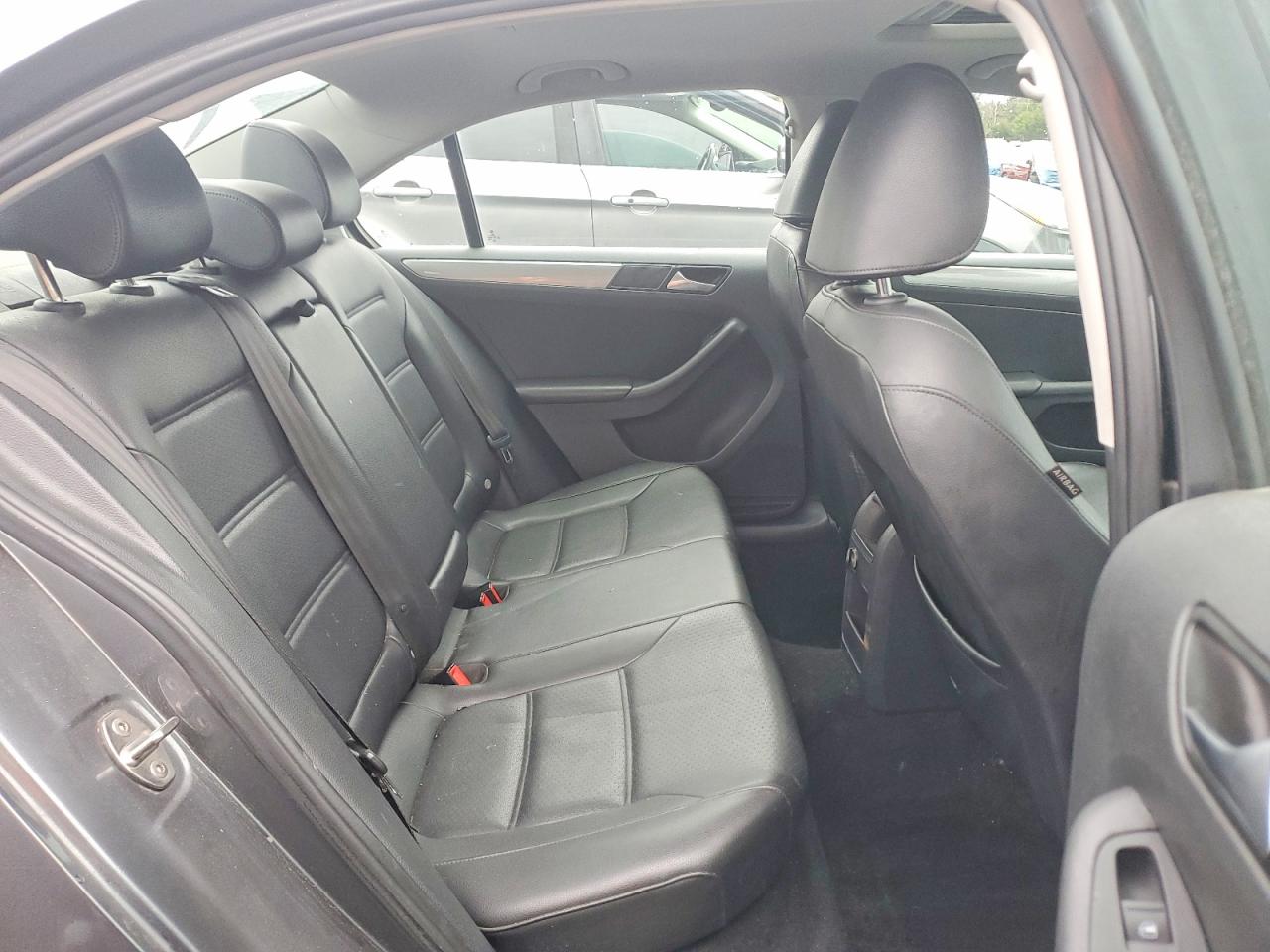 2017 VOLKSWAGEN JETTA SE photo 10