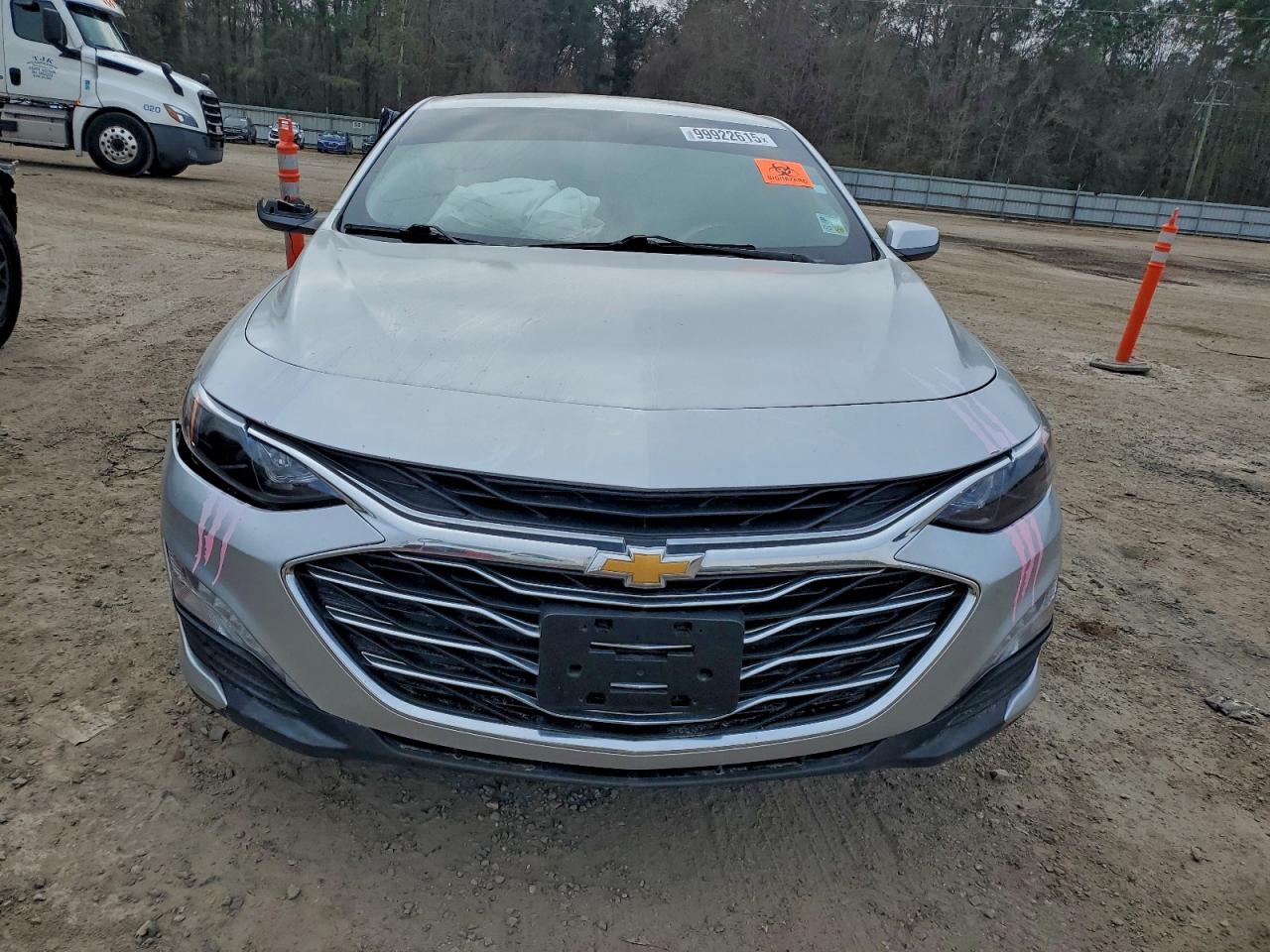 2022 CHEVROLET MALIBU LT photo 5