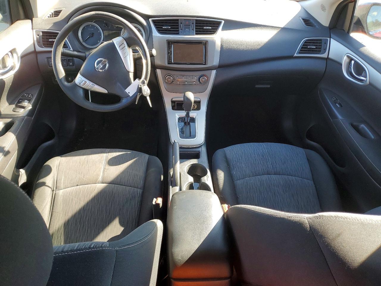 2014 NISSAN SENTRA S photo 8