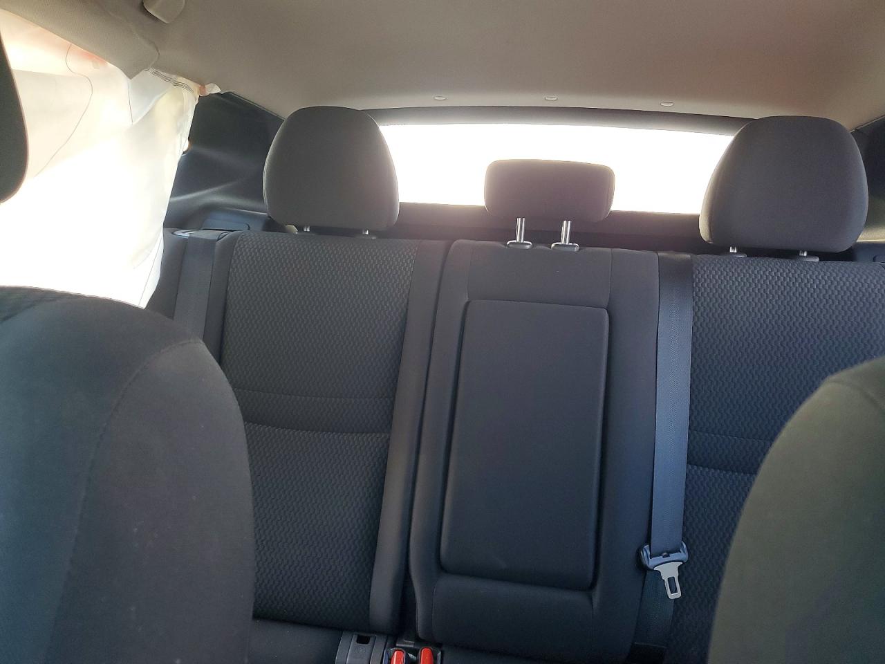 2020 NISSAN ROGUE SPORT S photo 10