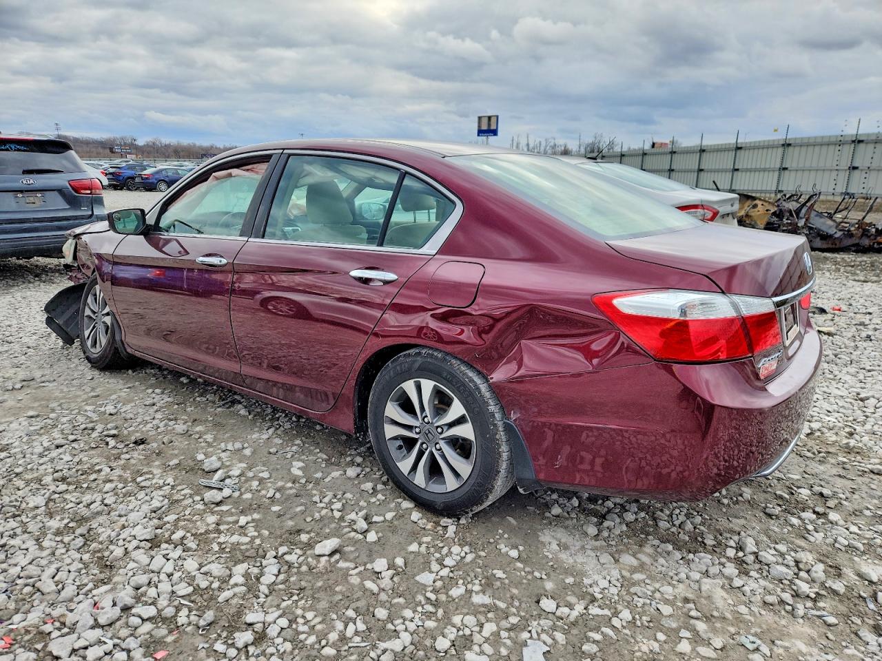 2013 HONDA ACCORD LX photo 3
