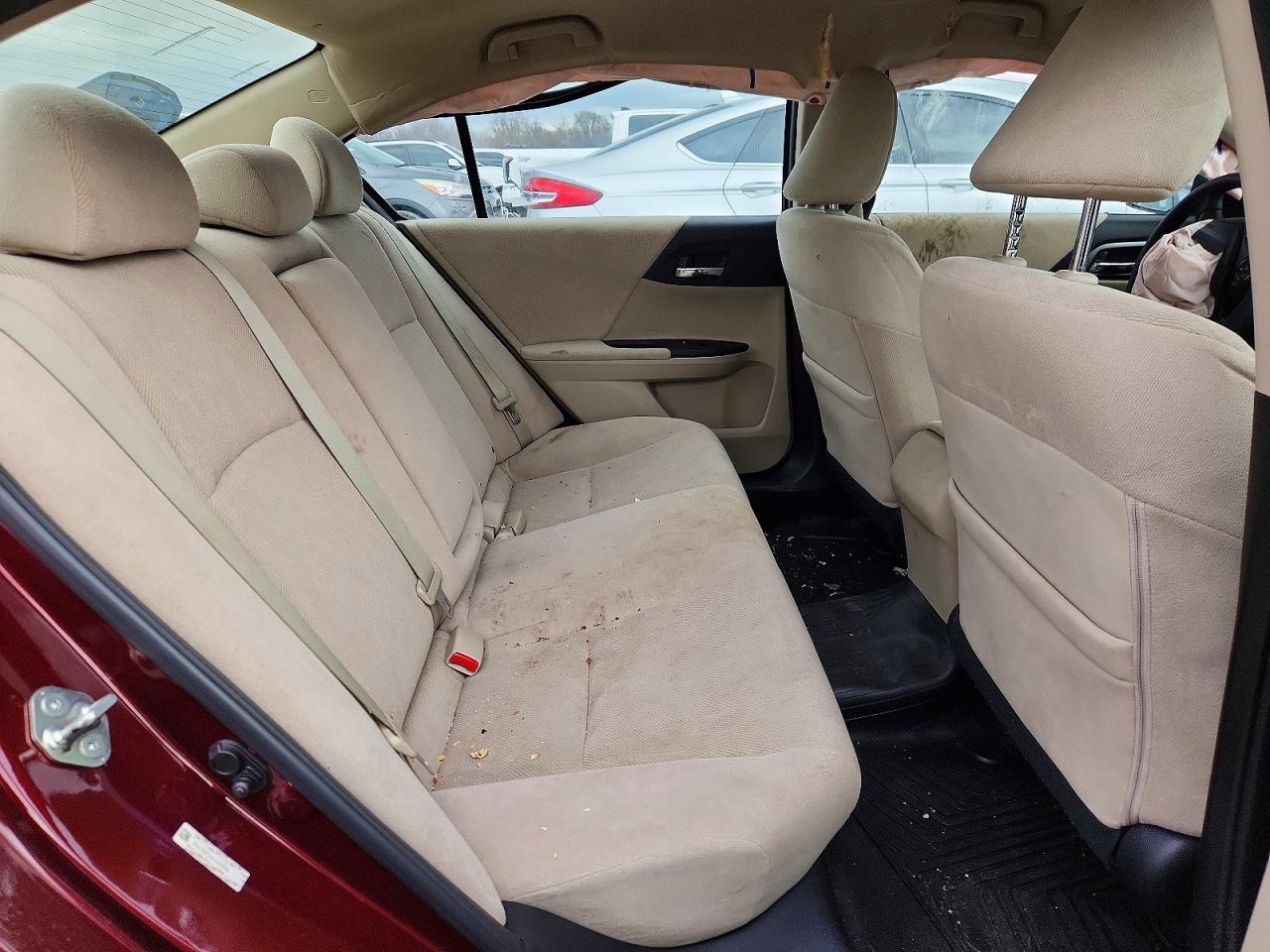 2013 HONDA ACCORD LX photo 19