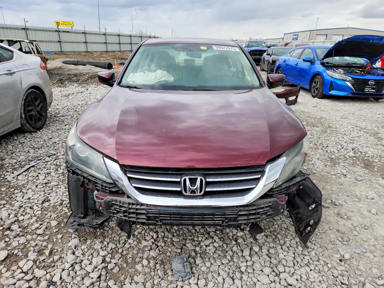 2013 HONDA ACCORD LX photo 9
