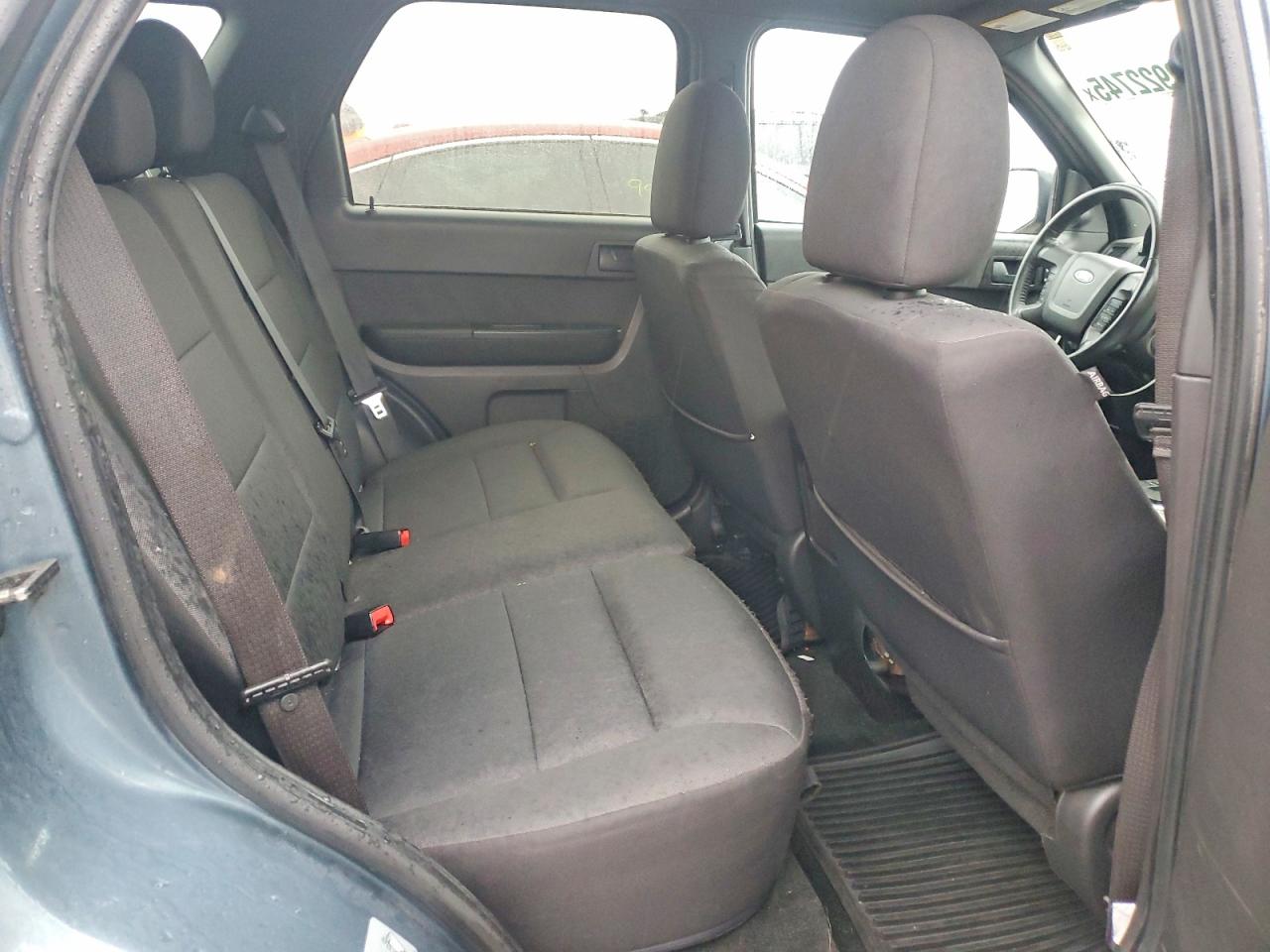 2011 FORD ESCAPE XLT photo 10