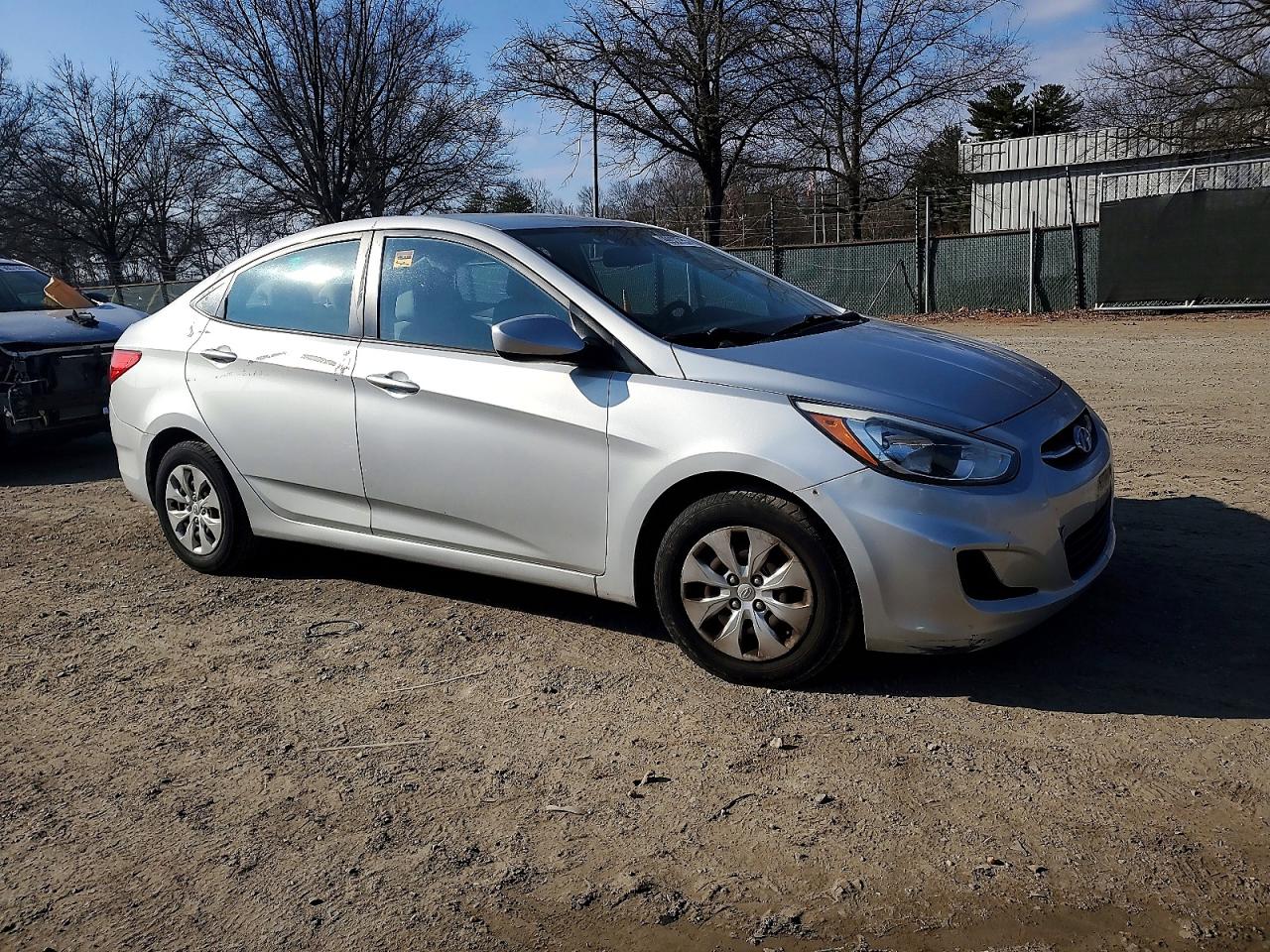 2015 HYUNDAI ACCENT GLS photo 7