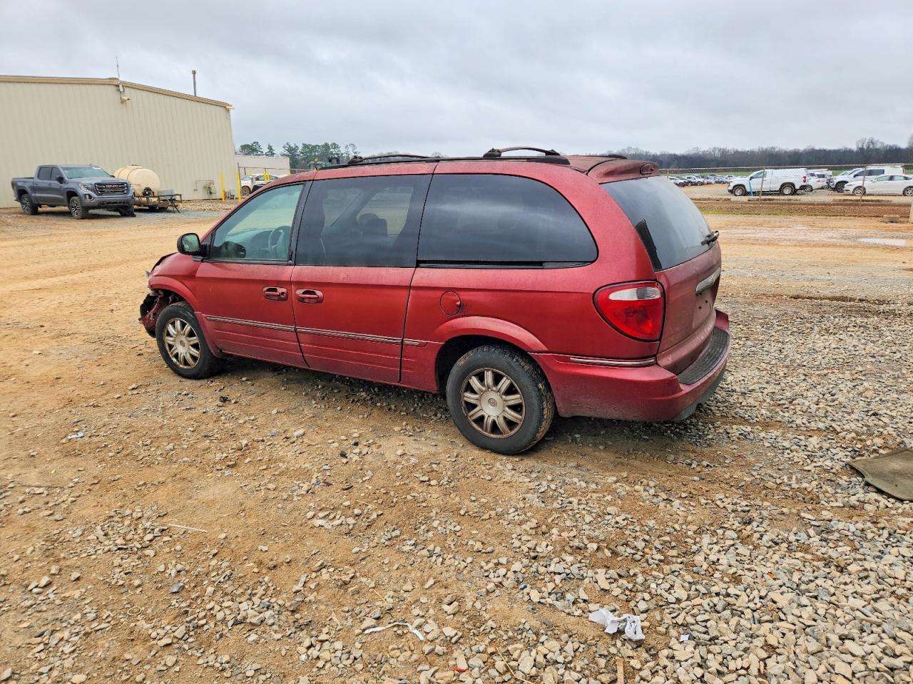 2006 CHRYSLER TOWN & COUNTRY TOURING photo 2
