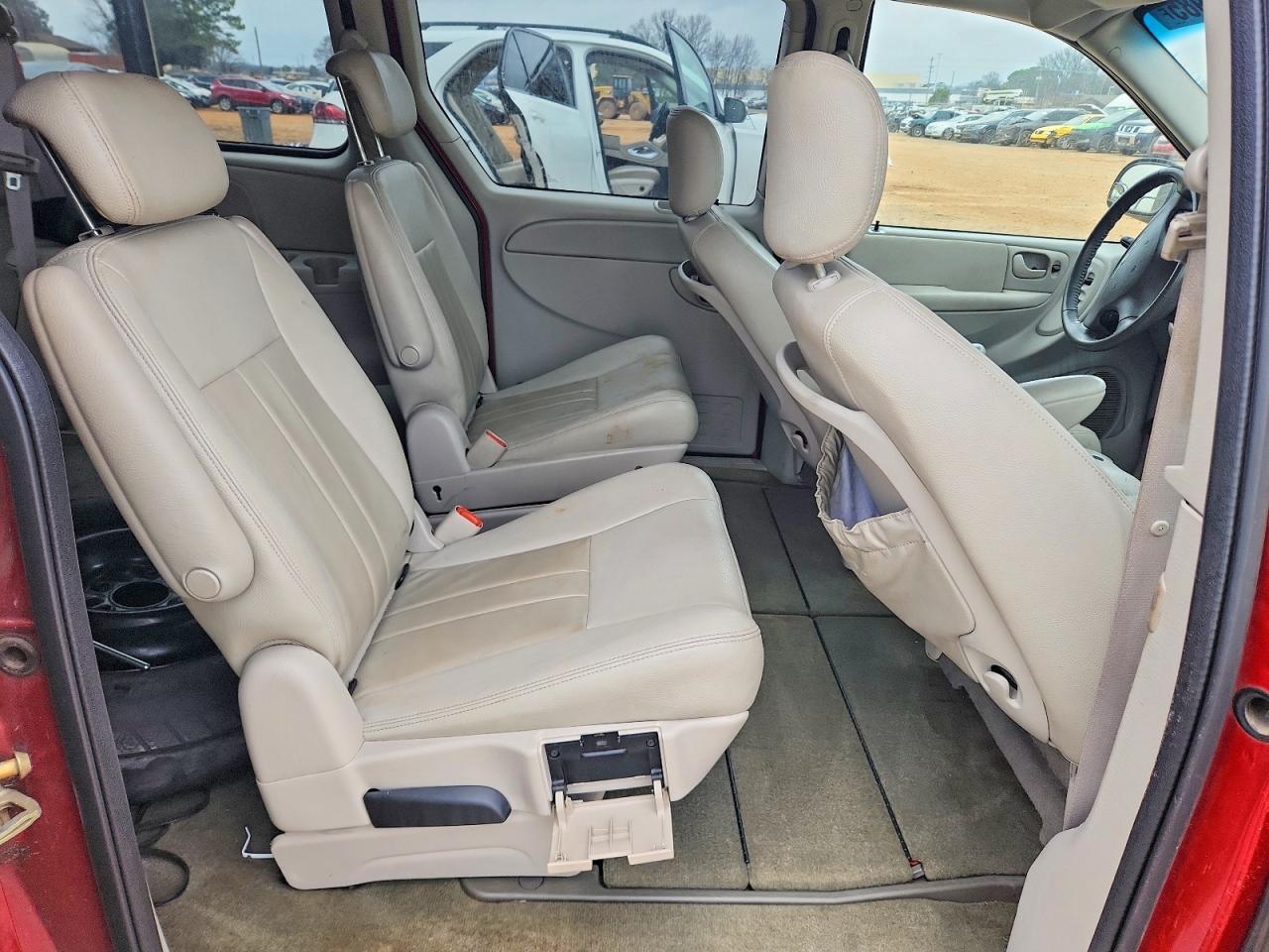 2006 CHRYSLER TOWN & COUNTRY TOURING photo 11