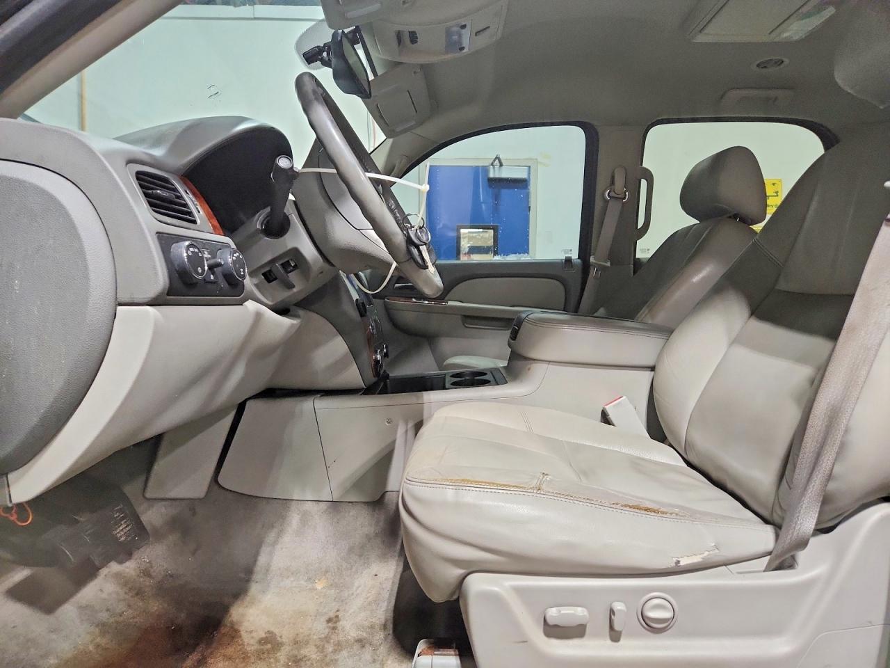 2013 CHEVROLET TAHOE K1500 LT photo 5