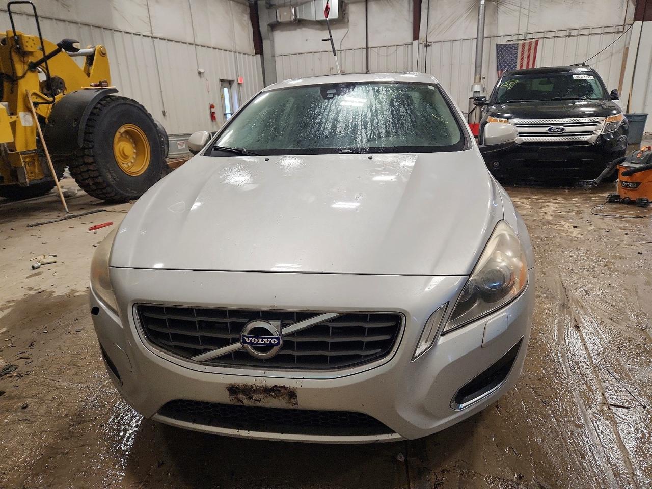 2012 VOLVO S60 T5 photo 5