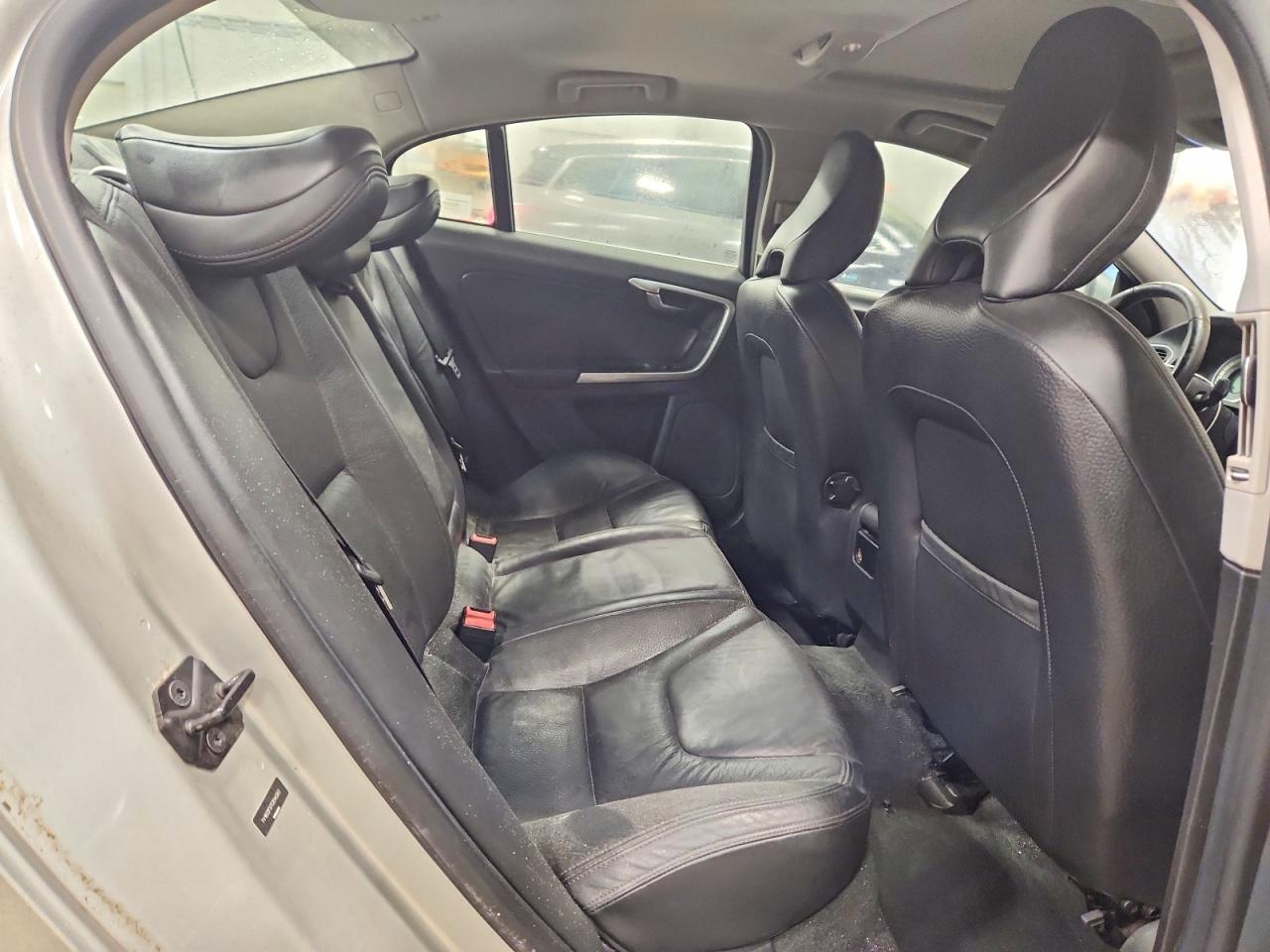 2012 VOLVO S60 T5 photo 10