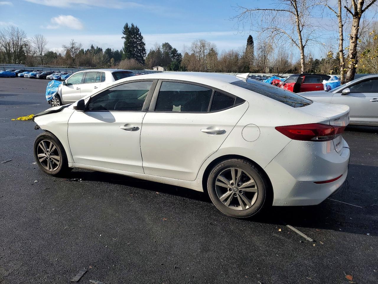2018 HYUNDAI ELANTRA SEL photo 2