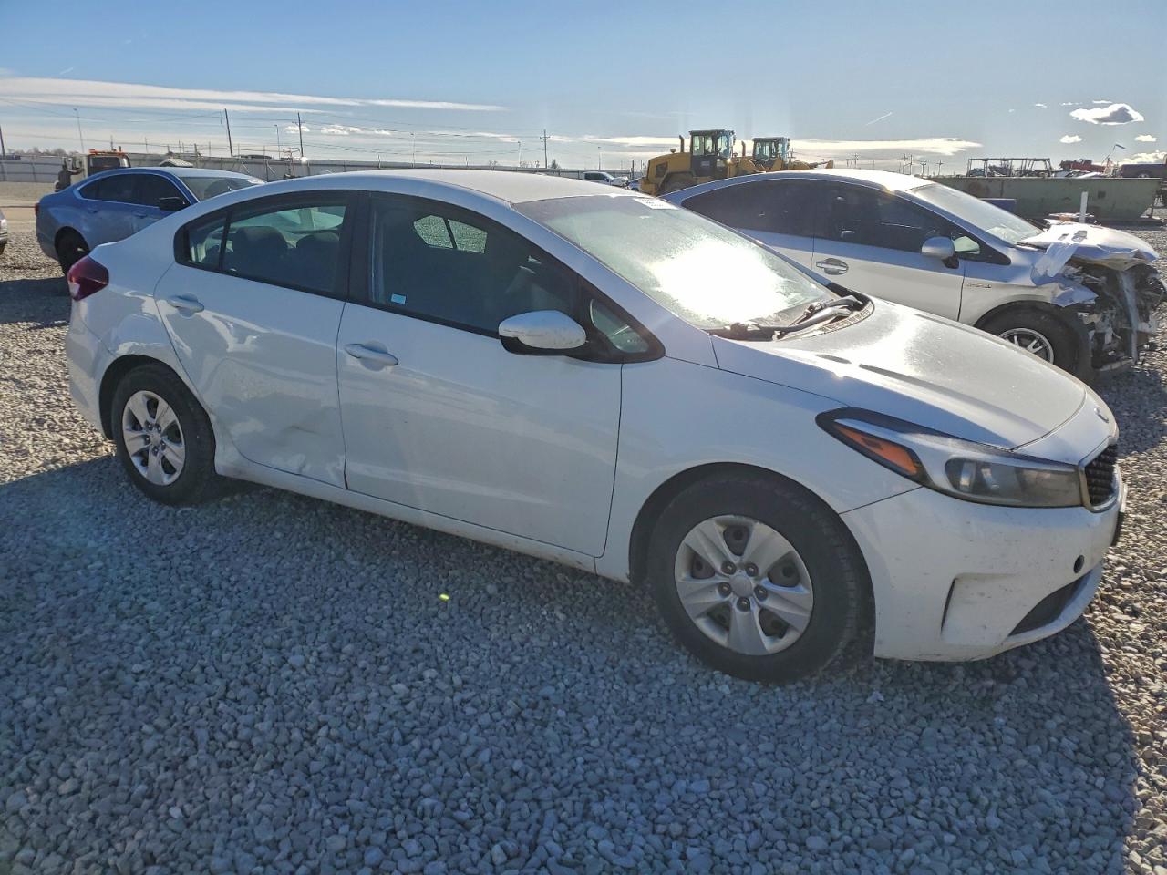 2017 KIA FORTE LX photo 4