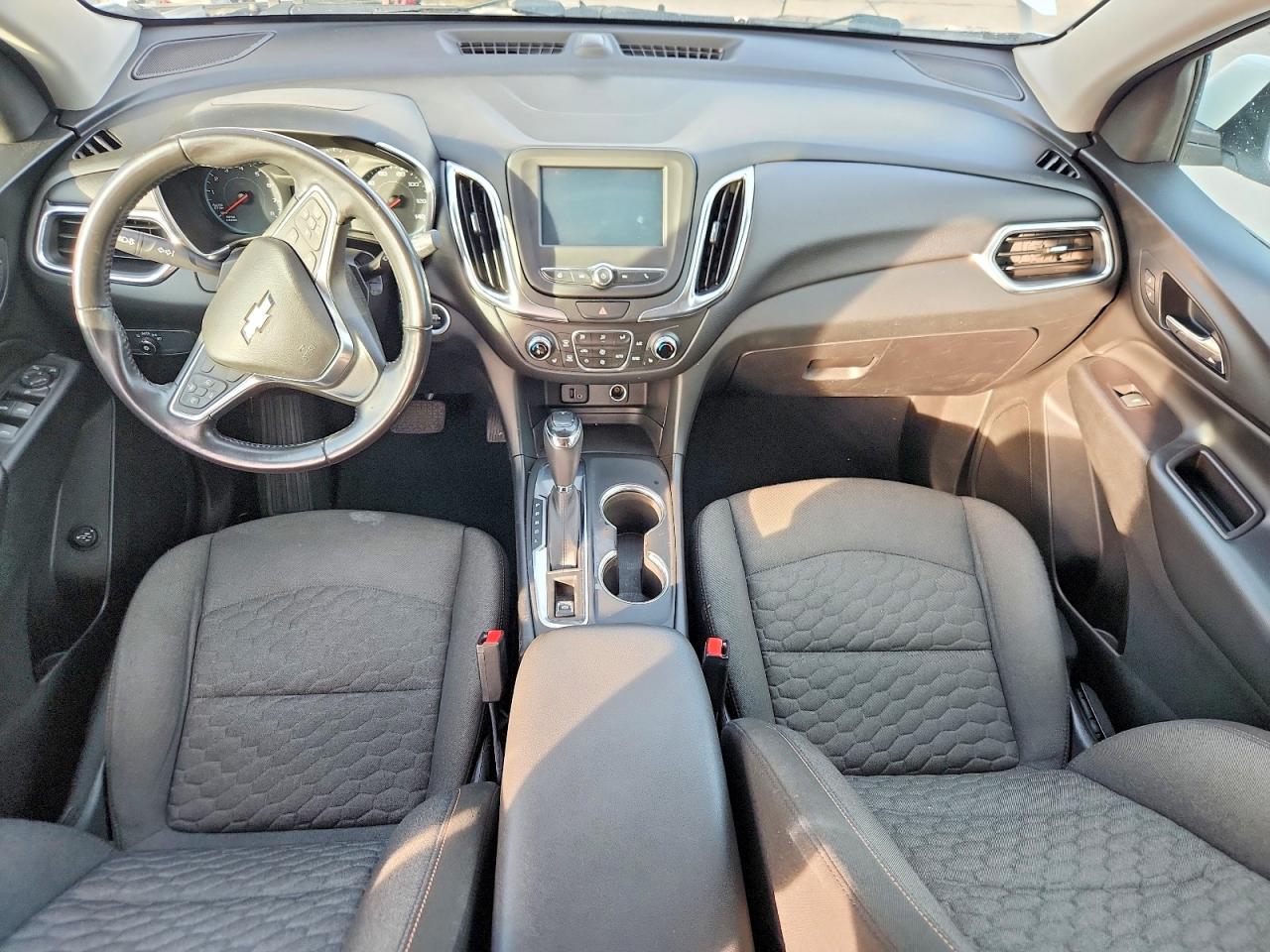 2018 CHEVROLET EQUINOX LT photo 8
