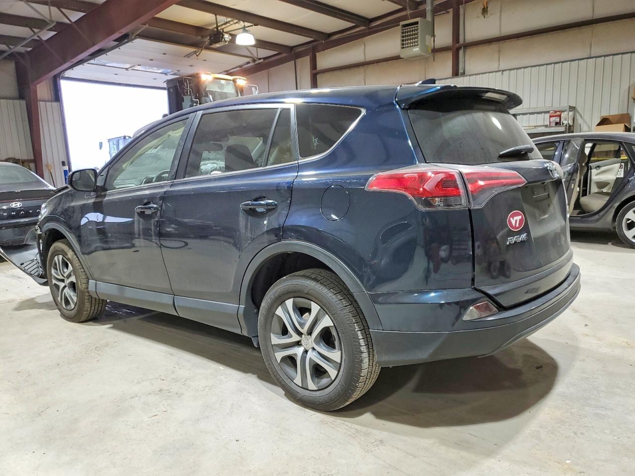 2017 TOYOTA RAV4 LE photo 2