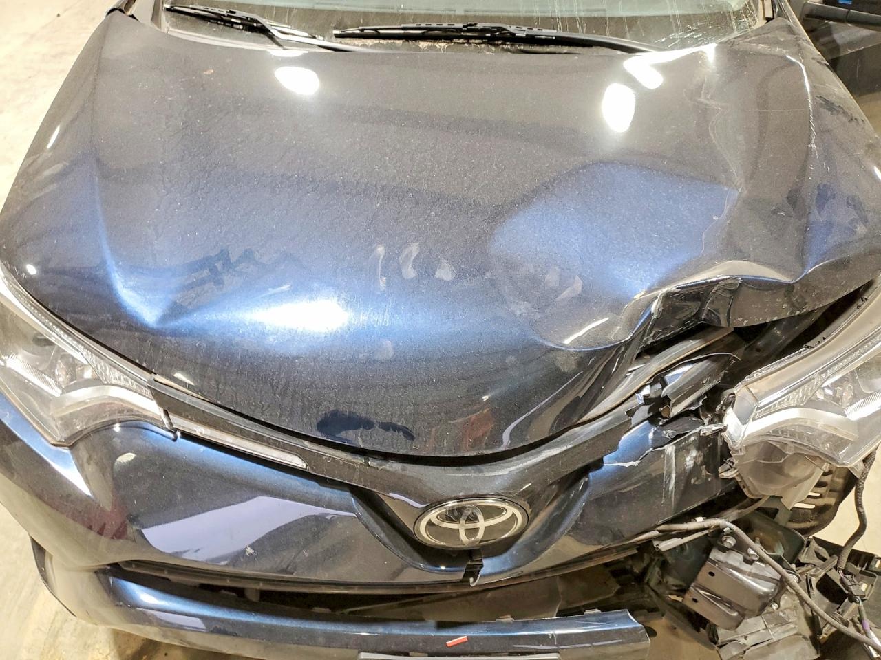 2017 TOYOTA RAV4 LE photo 12