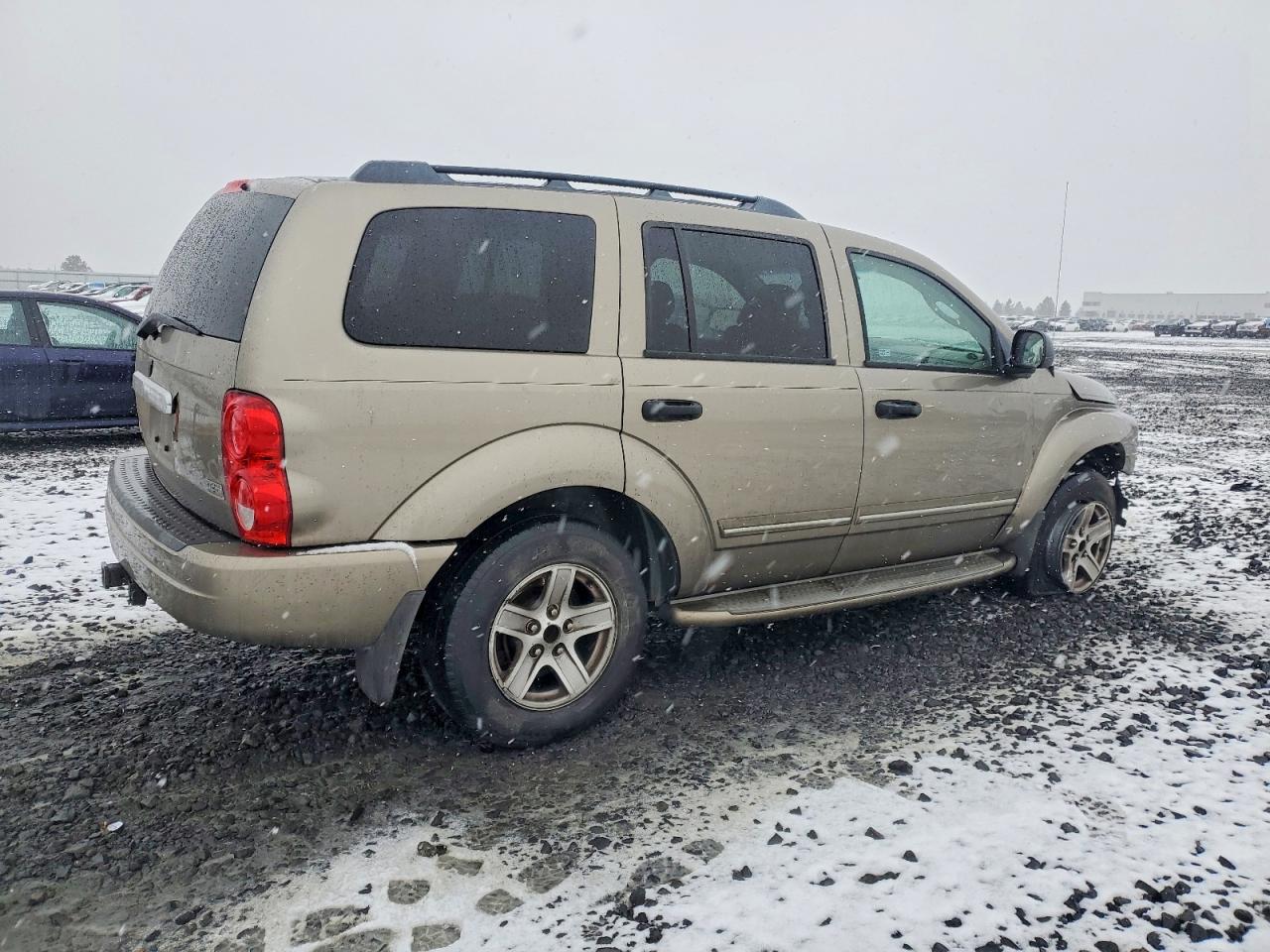 2004 DODGE DURANGO LIMITED photo 3