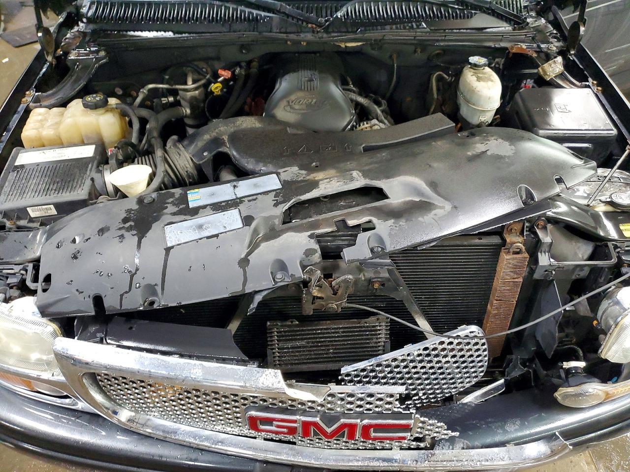 2004 GMC YUKON XL DENALI photo 11