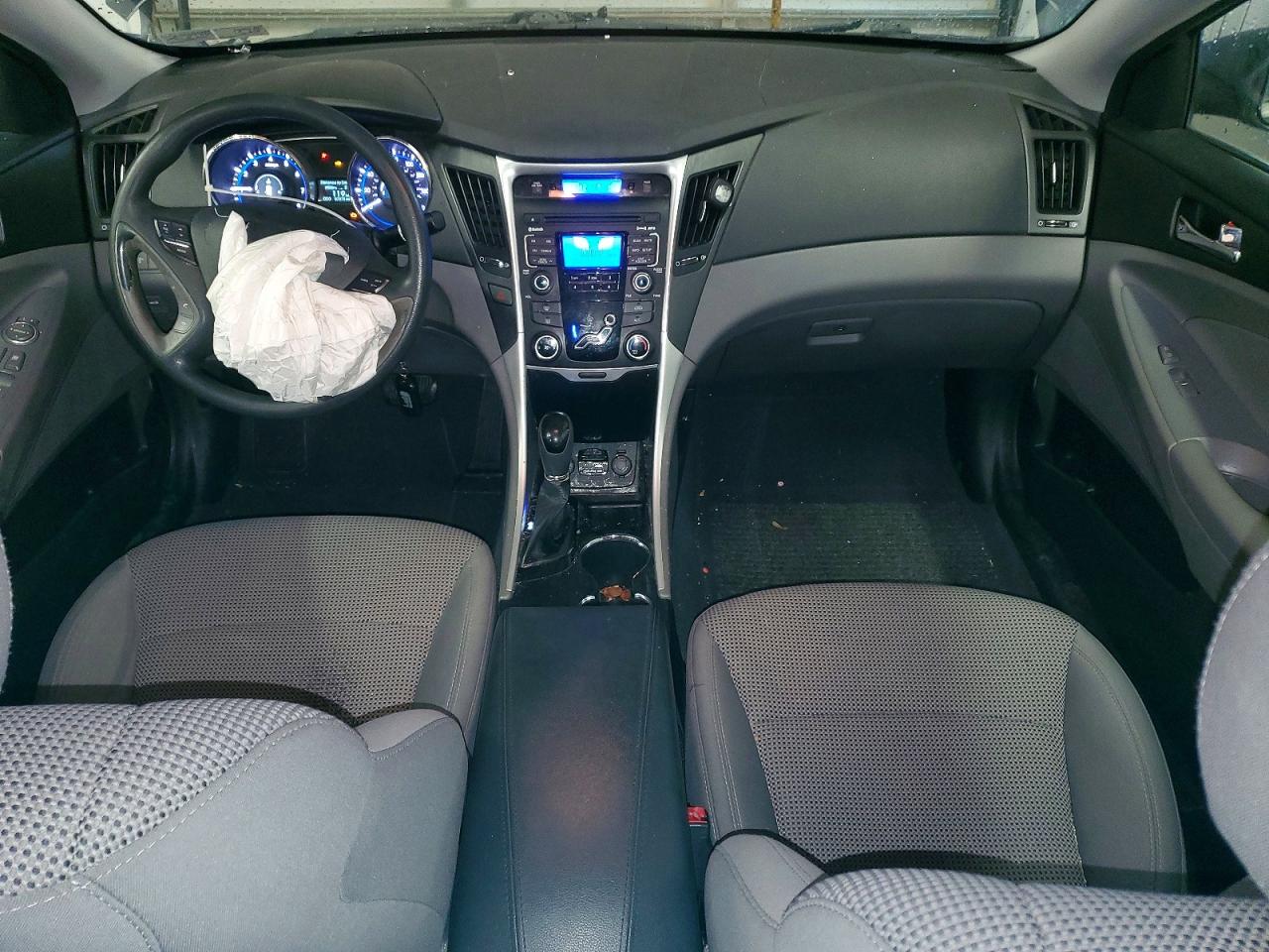 2011 HYUNDAI SONATA GLS photo 8
