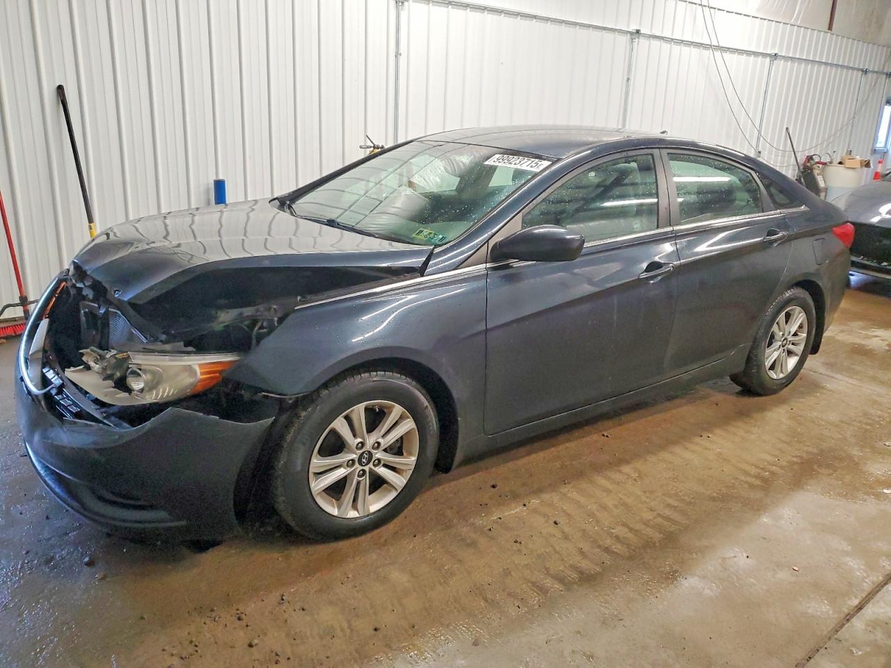 2011 HYUNDAI SONATA
